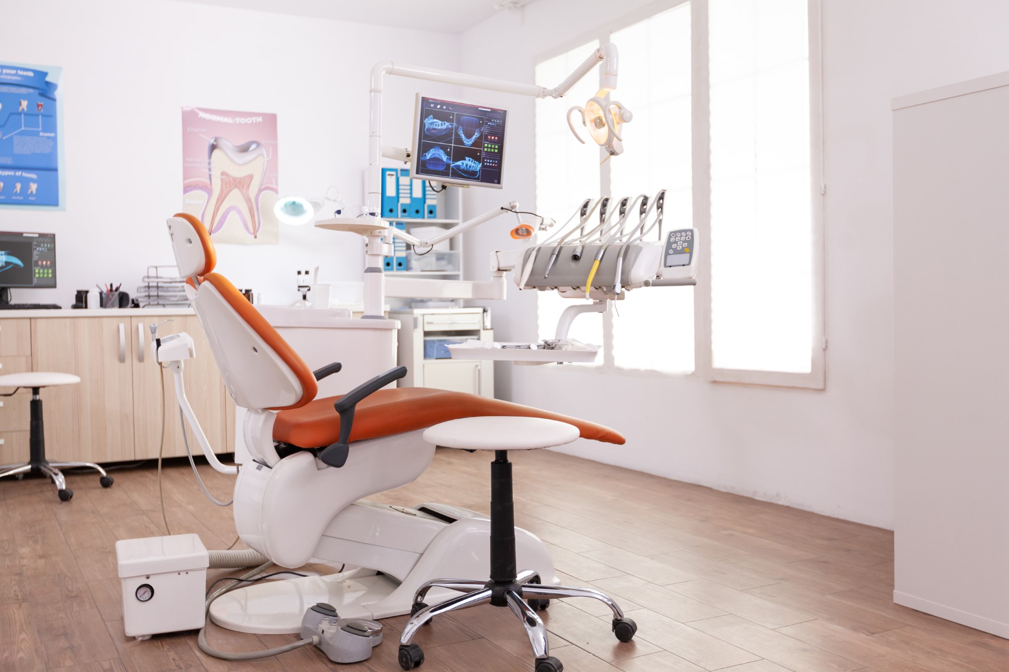 empty-stomatology-orthodontist-hospital-office-roo-2021-09-03-19-00-37-utc-Custom.jpg